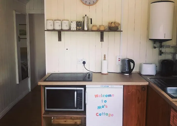Apartment Mo's